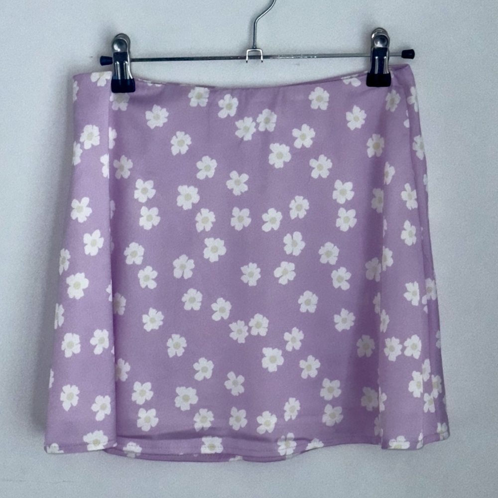PRINCESS POLLY Silky Lilac Olton Floral Print Mini Skirt Size 4